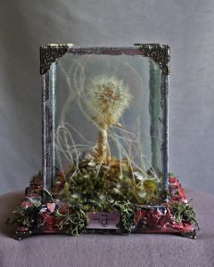Heart's Desire Handmade Dandelion Seed Lighting Decor