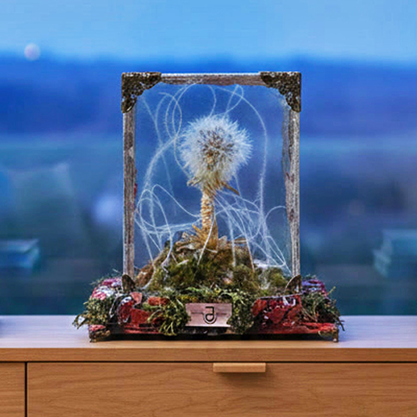 Nature-Inspired Handmade Light & Art