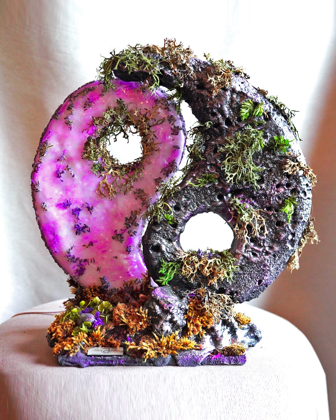 Balance Handmade Yin Yang Lighting Decor Amethyst