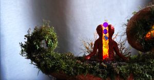 Handmade nature inspired lamp The Traveler